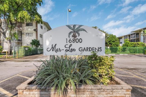 Copropriété à vendre à North Miami Beach, Floride: 2 chambres, 82.03 m2 № 1764674 - photo 15