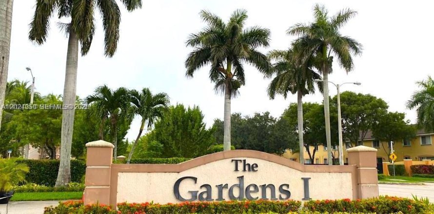Apartment in Homestead, Florida 3 bedrooms, 102.1 sq.m. № 2077843