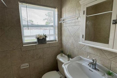 Снять в аренду виллу или дом в Винтер-Парк, Флорида 2 спальни, 111.48м2, № 1743365 - фото 13