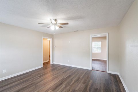 Villa ou maison à vendre à Orlando, Floride: 3 chambres, 102.94 m2 № 2142683 - photo 4