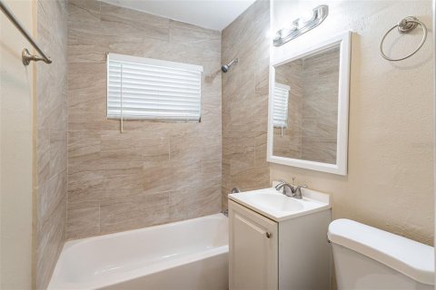 Villa ou maison à vendre à Orlando, Floride: 3 chambres, 102.94 m2 № 2142683 - photo 16