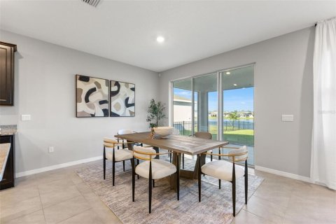 Villa ou maison à vendre à Wimauma, Floride: 4 chambres, 254.37 m2 № 2428960 - photo 6