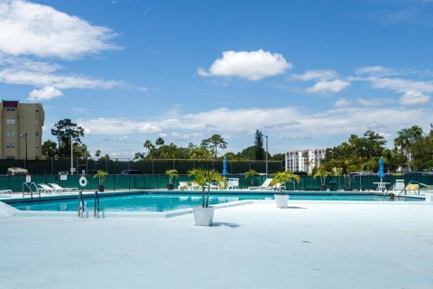 Condo in Lake Worth, Florida, 2 bedrooms  № 2182922 - photo 22