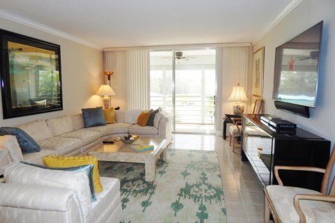Condo in Lake Worth, Florida, 2 bedrooms  № 2182922 - photo 7