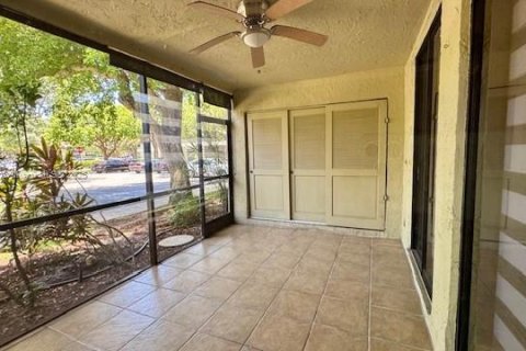Copropriété à vendre à Coconut Creek, Floride: 3 chambres, 103.68 m2 № 1833885 - photo 12