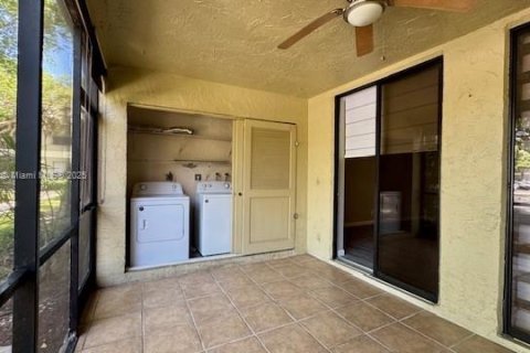 Copropriété à vendre à Coconut Creek, Floride: 3 chambres, 103.68 m2 № 1833885 - photo 13