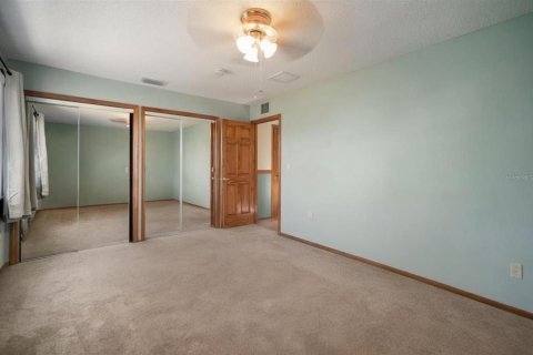 House in Sun City Center, Florida 2 bedrooms, 172.05 sq.m. № 2213793 - photo 18