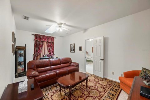 Villa ou maison à vendre à Port Charlotte, Floride: 9 chambres, 810.39 m2 № 2214840 - photo 19