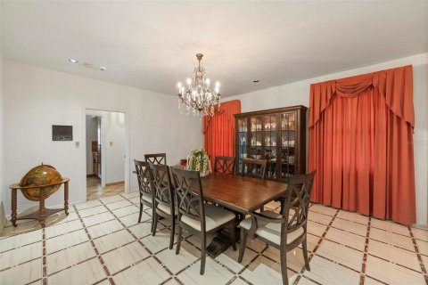 Villa ou maison à vendre à Port Charlotte, Floride: 9 chambres, 810.39 m2 № 2214840 - photo 17