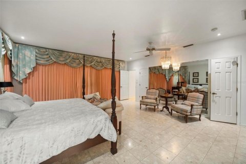 Villa ou maison à vendre à Port Charlotte, Floride: 9 chambres, 810.39 m2 № 2214840 - photo 27