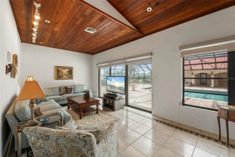 Villa ou maison à vendre à Port Charlotte, Floride: 9 chambres, 810.39 m2 № 2214840 - photo 11