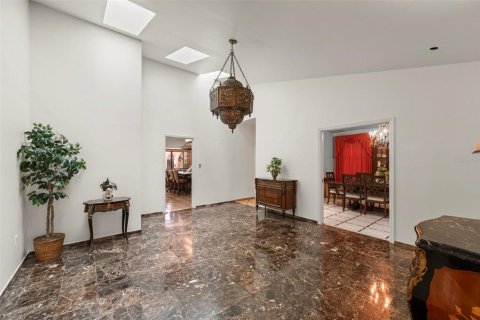 Villa ou maison à vendre à Port Charlotte, Floride: 9 chambres, 810.39 m2 № 2214840 - photo 16