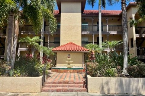 Condominio en Clearwater, Florida, 3 dormitorios № 2275724