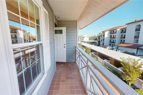 Copropriété à vendre à Sarasota, Floride: 2 chambres, 117.99 m2 № 1509359 - photo 2