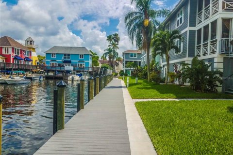 Copropriété à vendre à Sarasota, Floride: 2 chambres, 117.99 m2 № 1509359 - photo 30