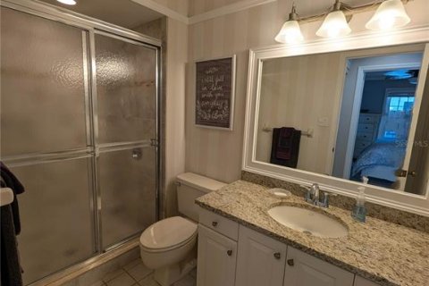 Copropriété à vendre à Sarasota, Floride: 2 chambres, 117.99 m2 № 1509359 - photo 17