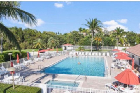 Condo in Jensen Beach, Florida, 2 bedrooms № 2178800 - photo 5