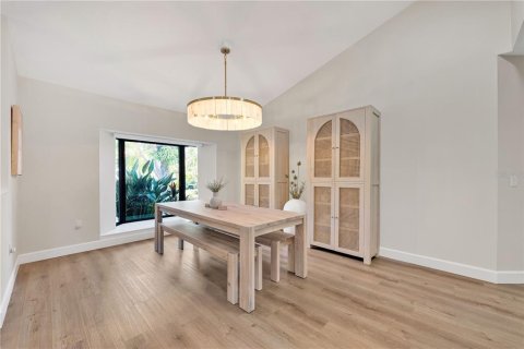 Villa ou maison à vendre à Sarasota, Floride: 4 chambres, 257.71 m2 № 2104003 - photo 9