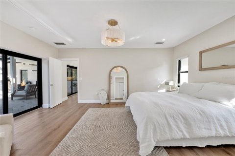 Villa ou maison à vendre à Sarasota, Floride: 4 chambres, 257.71 m2 № 2104003 - photo 21