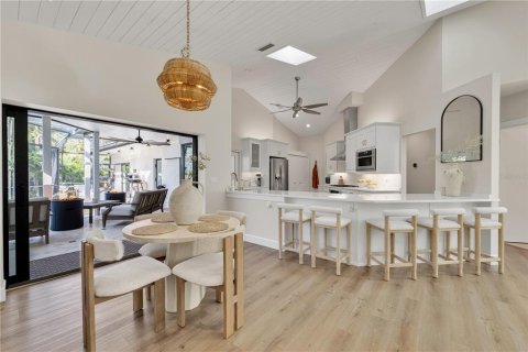Villa ou maison à vendre à Sarasota, Floride: 4 chambres, 257.71 m2 № 2104003 - photo 14