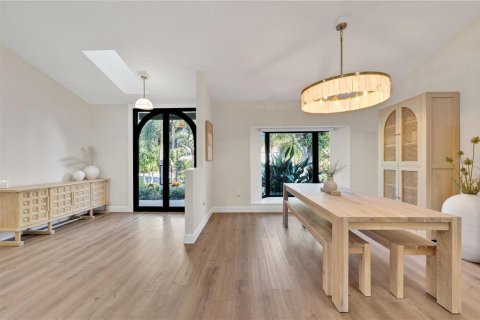 Villa ou maison à vendre à Sarasota, Floride: 4 chambres, 257.71 m2 № 2104003 - photo 6