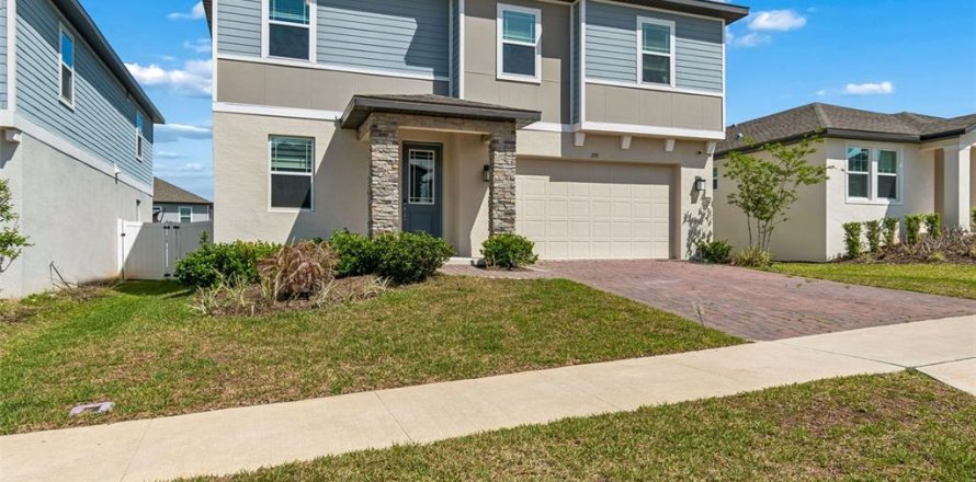 Casa en Minneola, Florida 4 dormitorios, 248.98 m2 № 2197597
