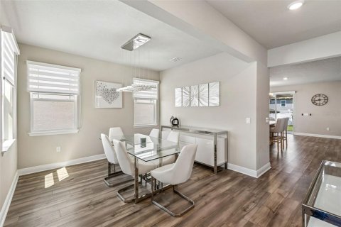 Casa en venta en Minneola, Florida, 4 dormitorios, 248.98 m2 № 2197597 - foto 9