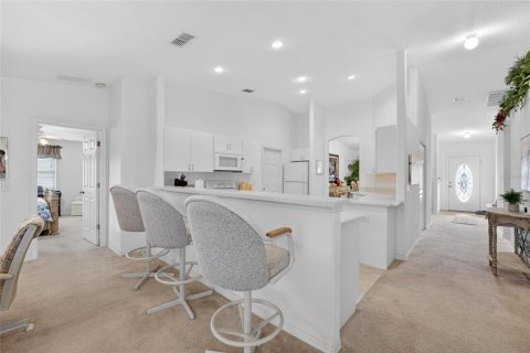 Casa en venta en Ocala, Florida, 3 dormitorios, 169.64 m2 № 2225353 - foto 4