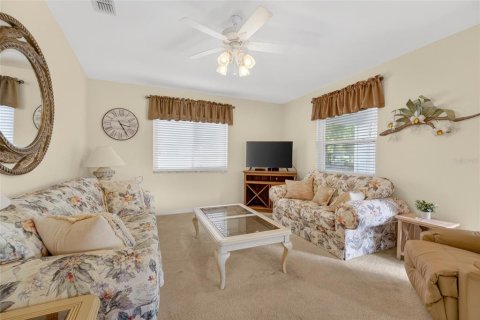 Casa en venta en Ocala, Florida, 3 dormitorios, 169.64 m2 № 2225353 - foto 8