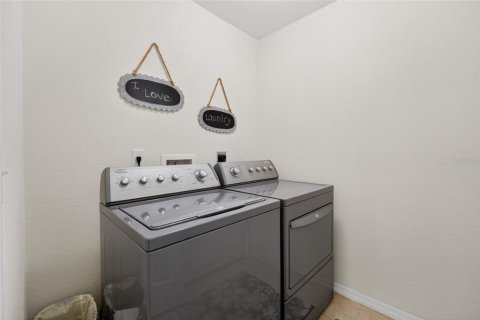 Casa en venta en Ocala, Florida, 3 dormitorios, 169.64 m2 № 2225353 - foto 18