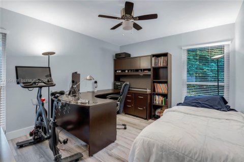 House in Tamarac, Florida 3 bedrooms, 103.21 sq.m. № 2021101 - photo 7