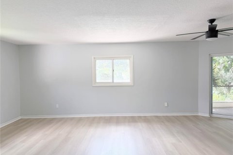 House in Winter Park, Florida 3 bedrooms, 149.94 sq.m. № 2273111 - photo 16