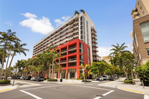 Condo in Miami, Florida, 1 bedroom  № 2086353 - photo 21