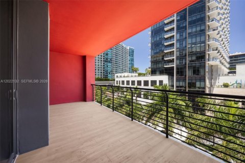 Condo in Miami, Florida, 1 bedroom  № 2086353 - photo 23