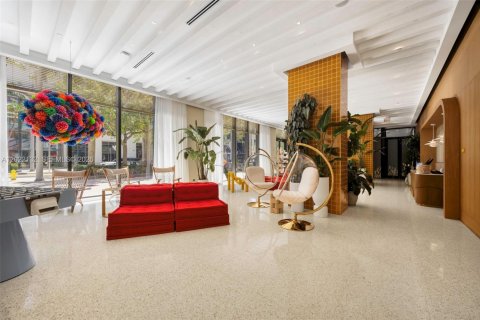 Condo in Miami, Florida, 1 bedroom  № 2086353 - photo 14