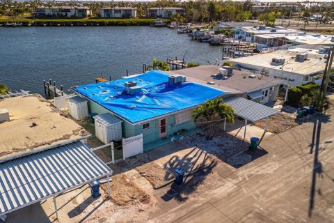 Villa ou maison à vendre à Holmes Beach, Floride: 2 chambres, 90.86 m2 № 1717663 - photo 1