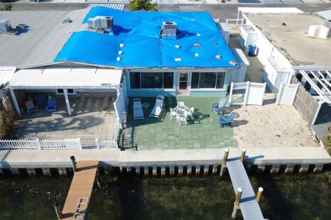 Villa ou maison à vendre à Holmes Beach, Floride: 2 chambres, 90.86 m2 № 1717663 - photo 2