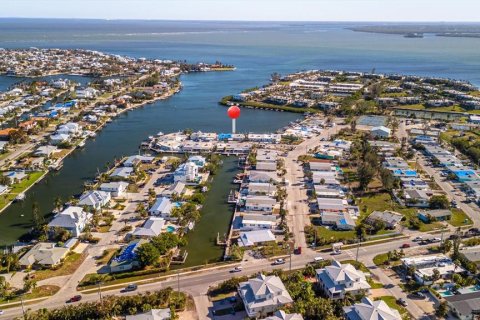 Villa ou maison à vendre à Holmes Beach, Floride: 2 chambres, 90.86 m2 № 1717663 - photo 5