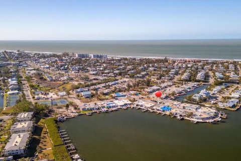Villa ou maison à vendre à Holmes Beach, Floride: 2 chambres, 90.86 m2 № 1717663 - photo 11