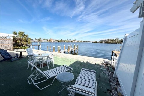 Villa ou maison à vendre à Holmes Beach, Floride: 2 chambres, 90.86 m2 № 1717663 - photo 14