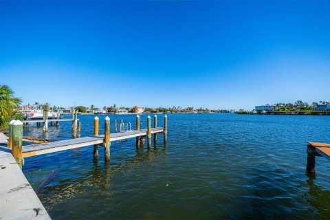 Villa ou maison à vendre à Holmes Beach, Floride: 2 chambres, 90.86 m2 № 1717663 - photo 16