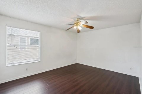 House in Orlando, Florida 6 bedrooms, 314.1 sq.m. № 2341533 - photo 30