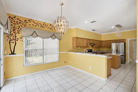 House in Orlando, Florida 6 bedrooms, 314.1 sq.m. № 2341533 - photo 19