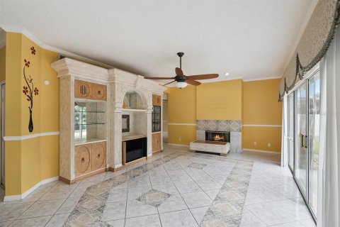 House in Orlando, Florida 6 bedrooms, 314.1 sq.m. № 2341533 - photo 7