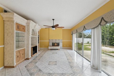 House in Orlando, Florida 6 bedrooms, 314.1 sq.m. № 2341533 - photo 8