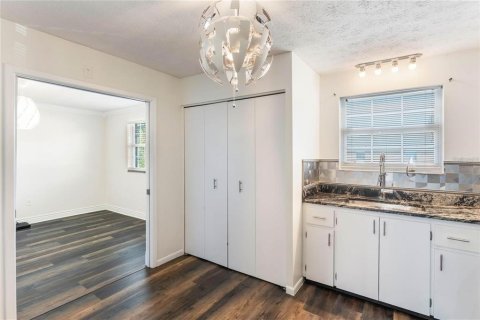 Condominio en alquiler en Orlando, Florida, 3 dormitorios, 152.36 m2 № 1543892 - foto 8