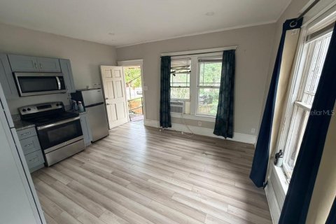 Villa ou maison à louer à Sanford, Floride: 2 pièces, 91.69 m2 № 2399341 - photo 10