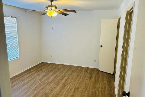 Condominio en venta en Saint Petersburg, Florida, 2 dormitorios, 82.68 m2 № 1907145 - foto 7