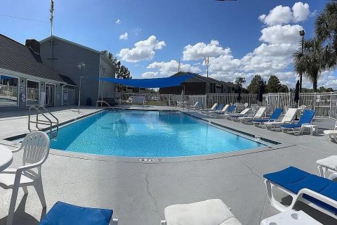Condominio en venta en Saint Petersburg, Florida, 2 dormitorios, 82.68 m2 № 1907145 - foto 12
