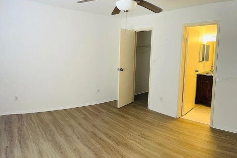Condominio en venta en Saint Petersburg, Florida, 2 dormitorios, 82.68 m2 № 1907145 - foto 8